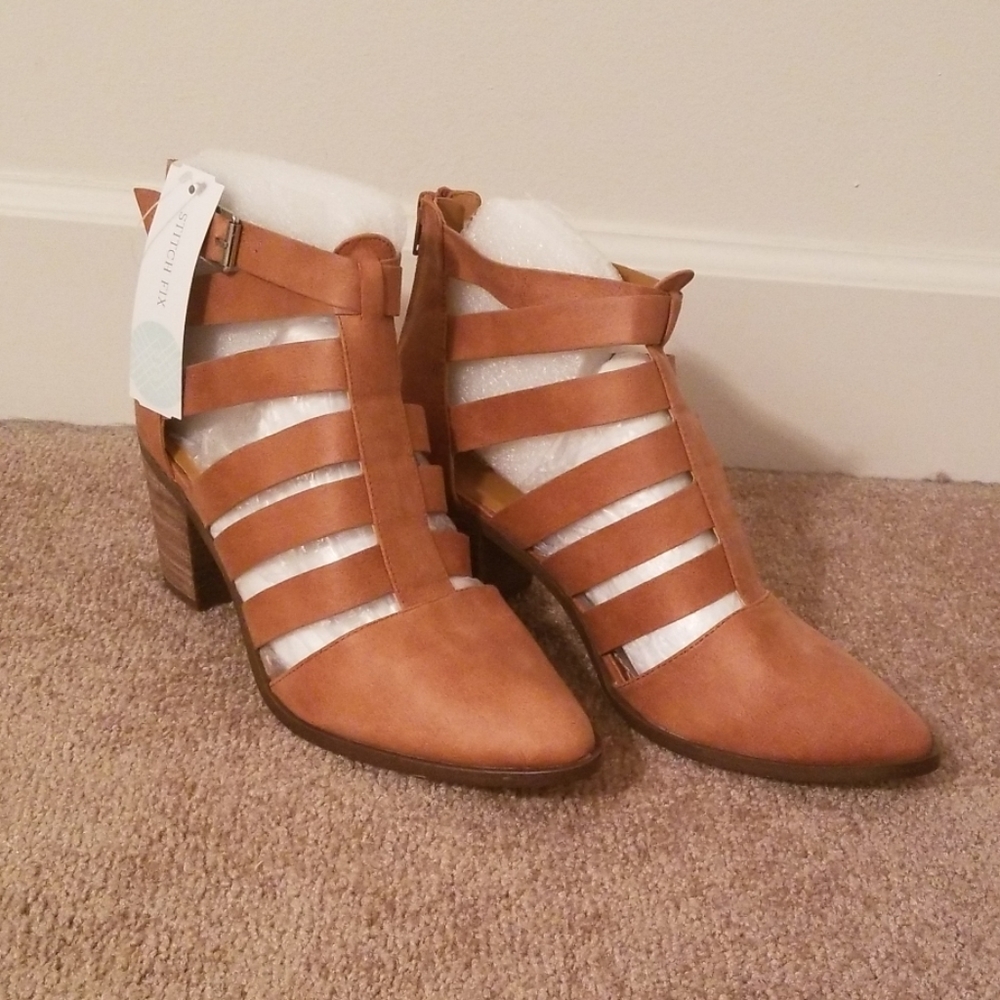 Tan Fern Cutout Heeled Booties